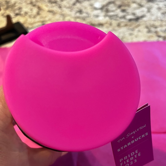 NEW 2023 Starbucks x Tim Singleton Spiral Rainbow Swirl Travel Tumbler 16oz - Picture 4 of 9